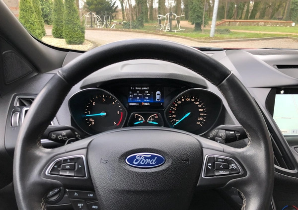 Ford Kuga cena 76800 przebieg: 89080, rok produkcji 2017 z Gdynia małe 781